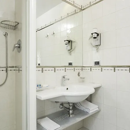 Hotel Millennhotel 3*