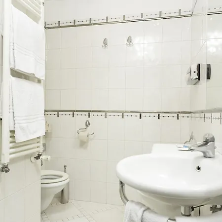 Hotell Millennhotel 3*