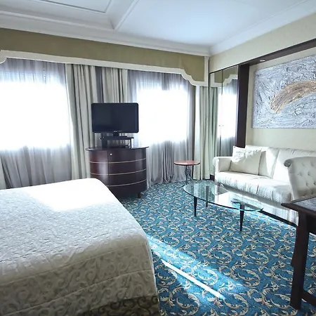 Millennhotel Hotell 3*