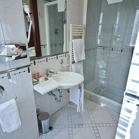 Hotell Millennhotel 3*
