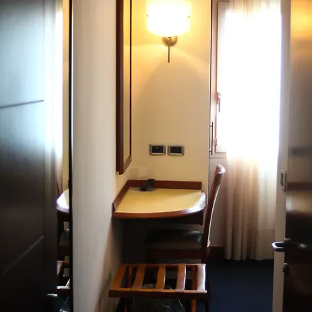 Hotel Millennhotel 3*