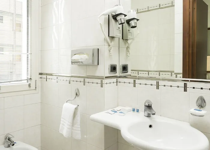 Millennhotel Otel 3*